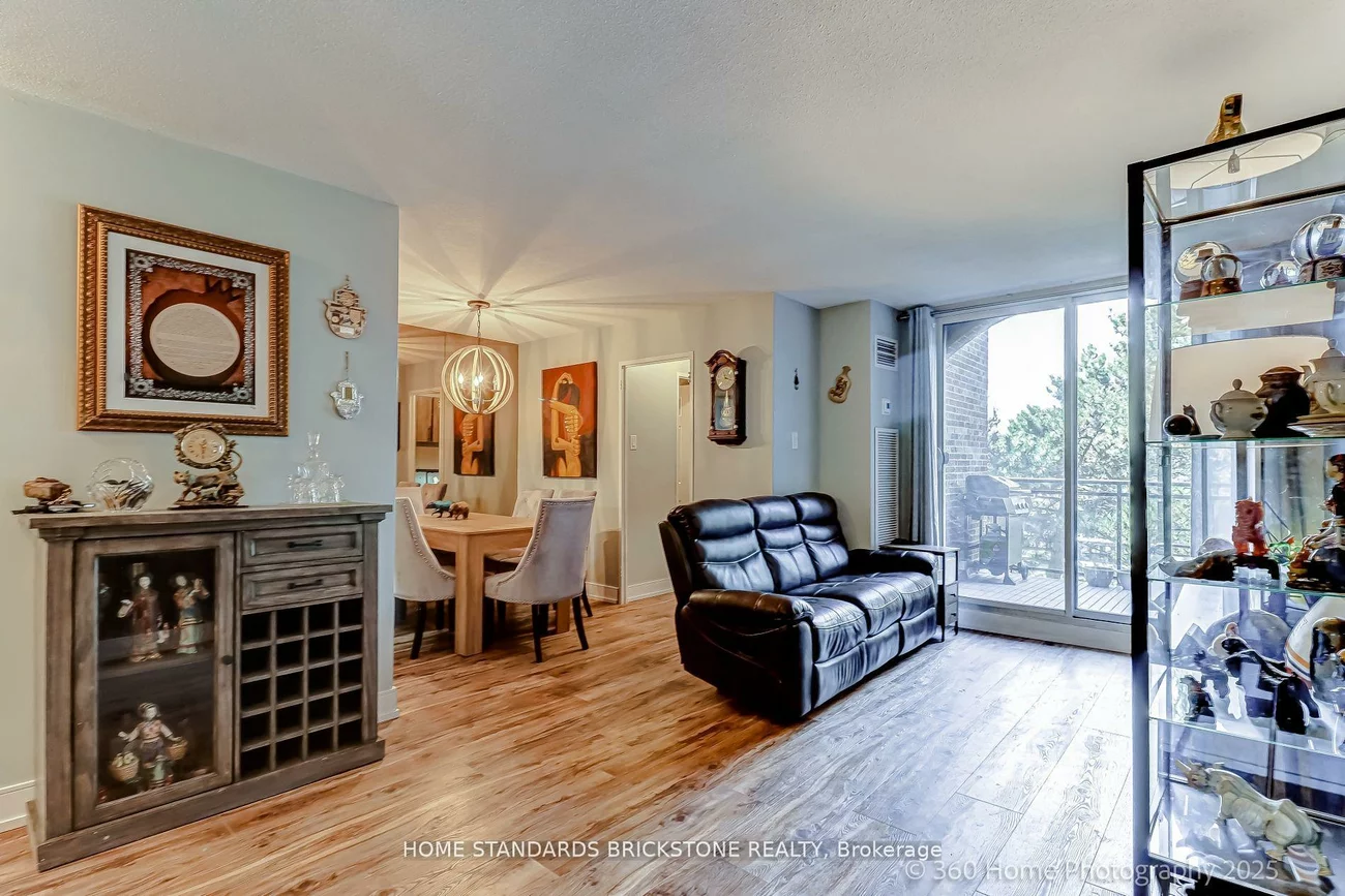 16, Elgin, Thornhill, Markham