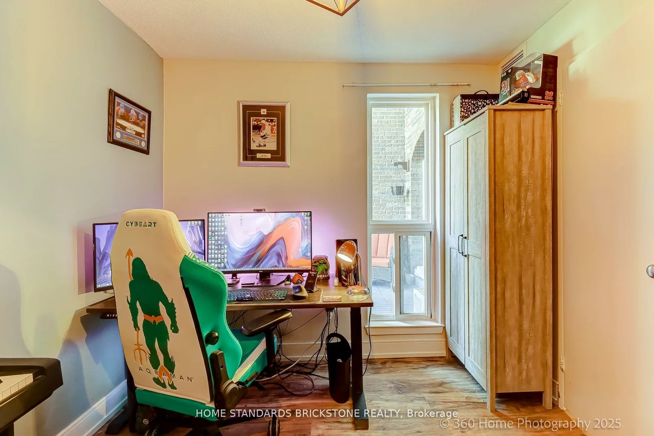 16, Elgin, Thornhill, Markham