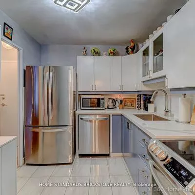 16, Elgin, Thornhill, Markham