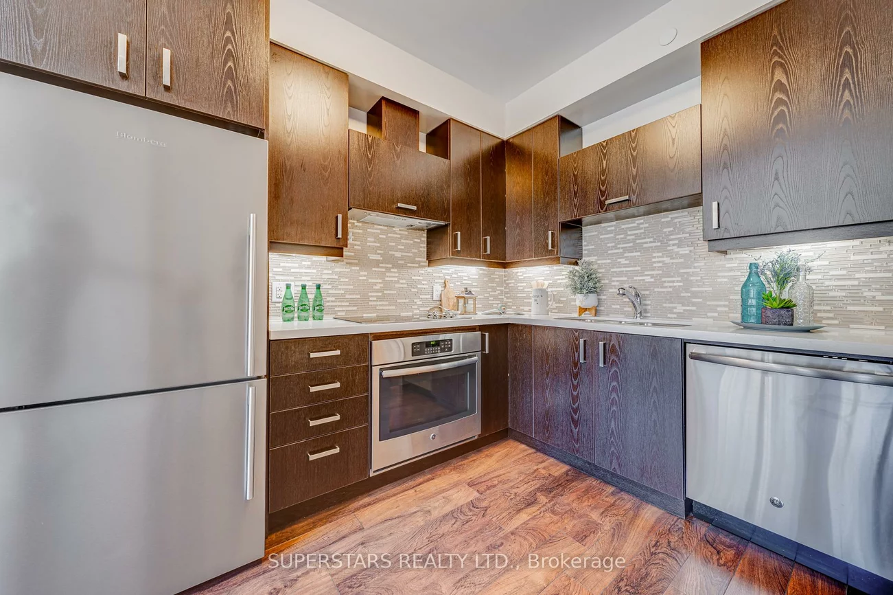 28, Uptown, Unionville, Markham