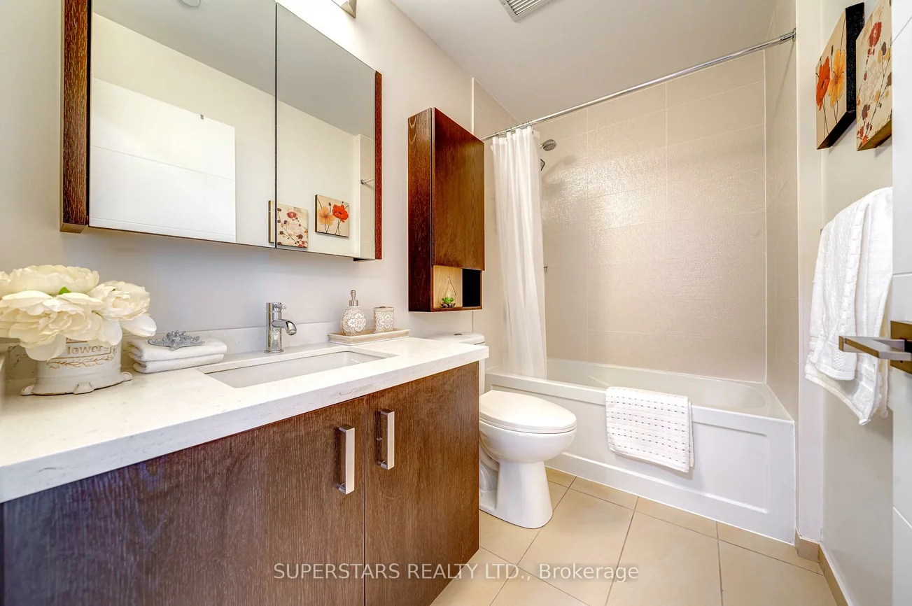 28, Uptown, Unionville, Markham