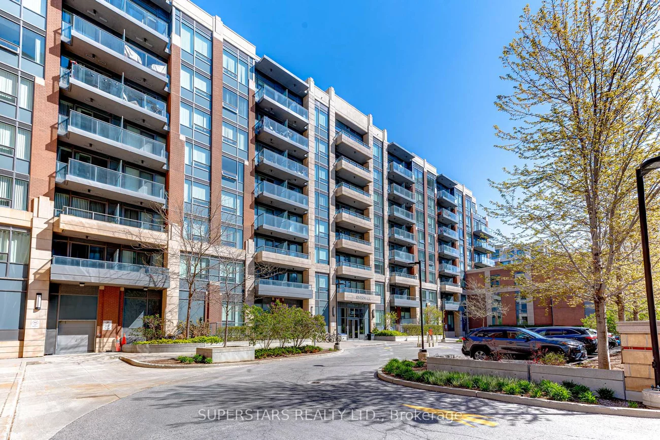 28, Uptown, Unionville, Markham