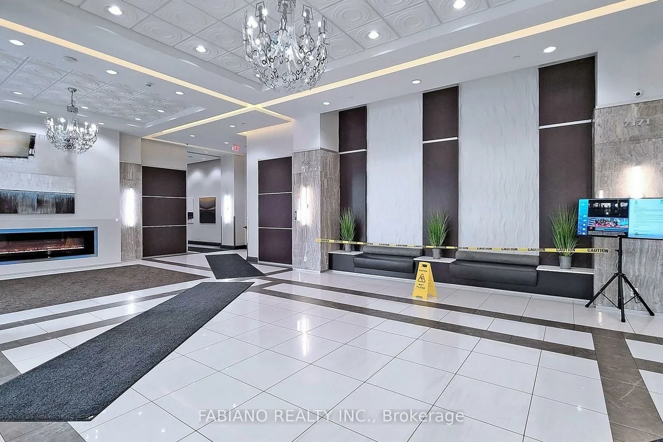 7171, Yonge, Thornhill, Markham