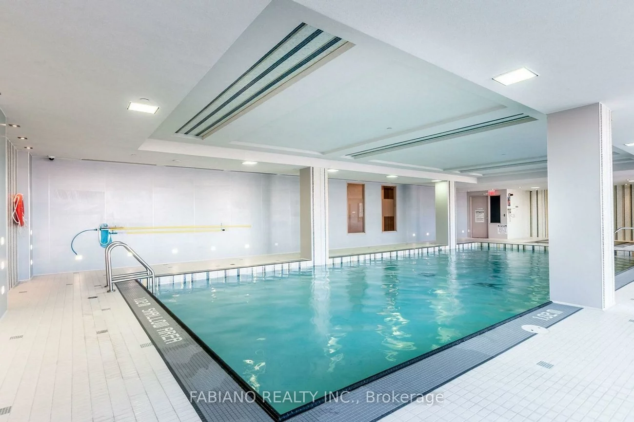 7171, Yonge, Thornhill, Markham