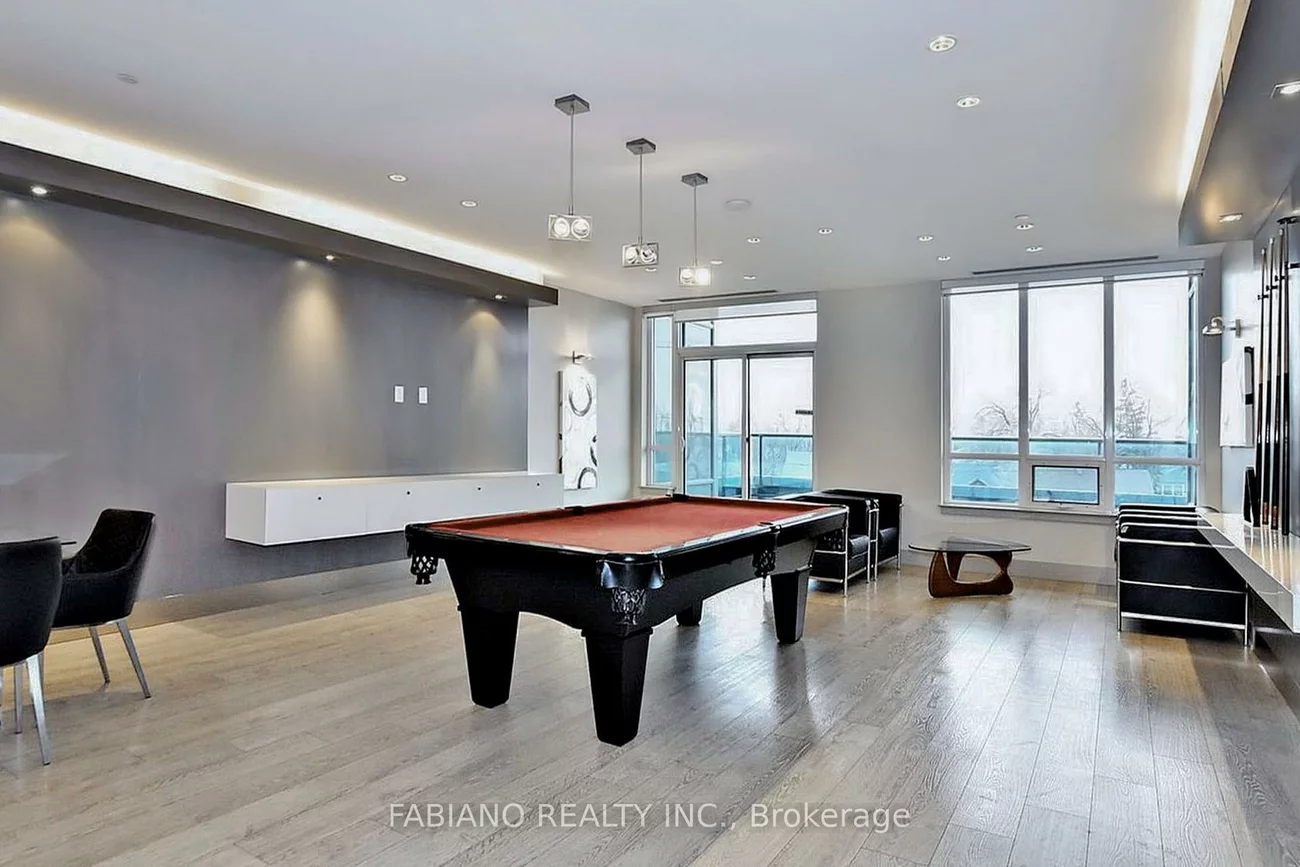 7171, Yonge, Thornhill, Markham
