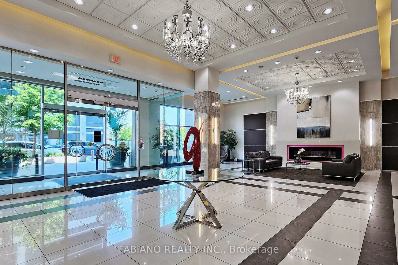 7171, Yonge, Thornhill, Markham