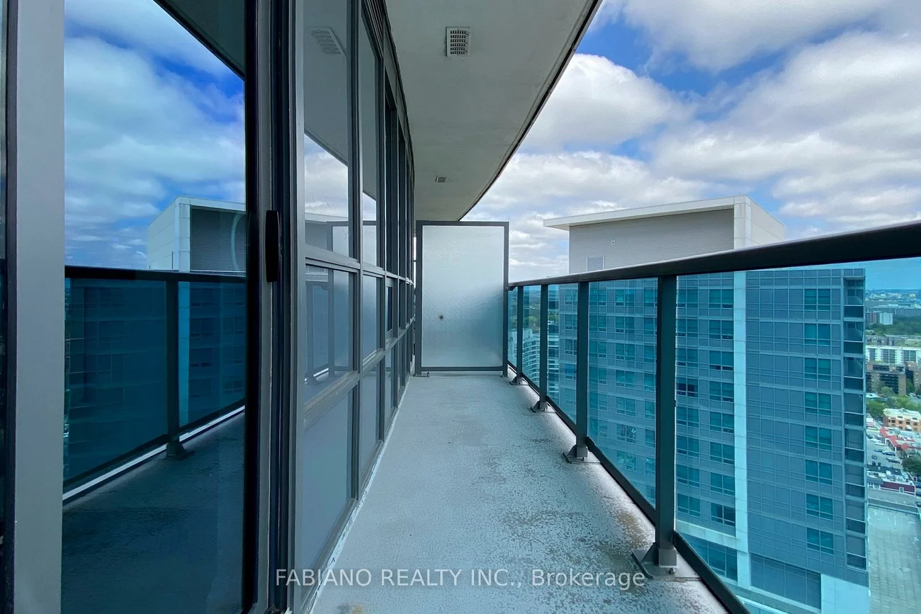 7171, Yonge, Thornhill, Markham