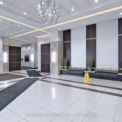 7171, Yonge, Thornhill, Markham