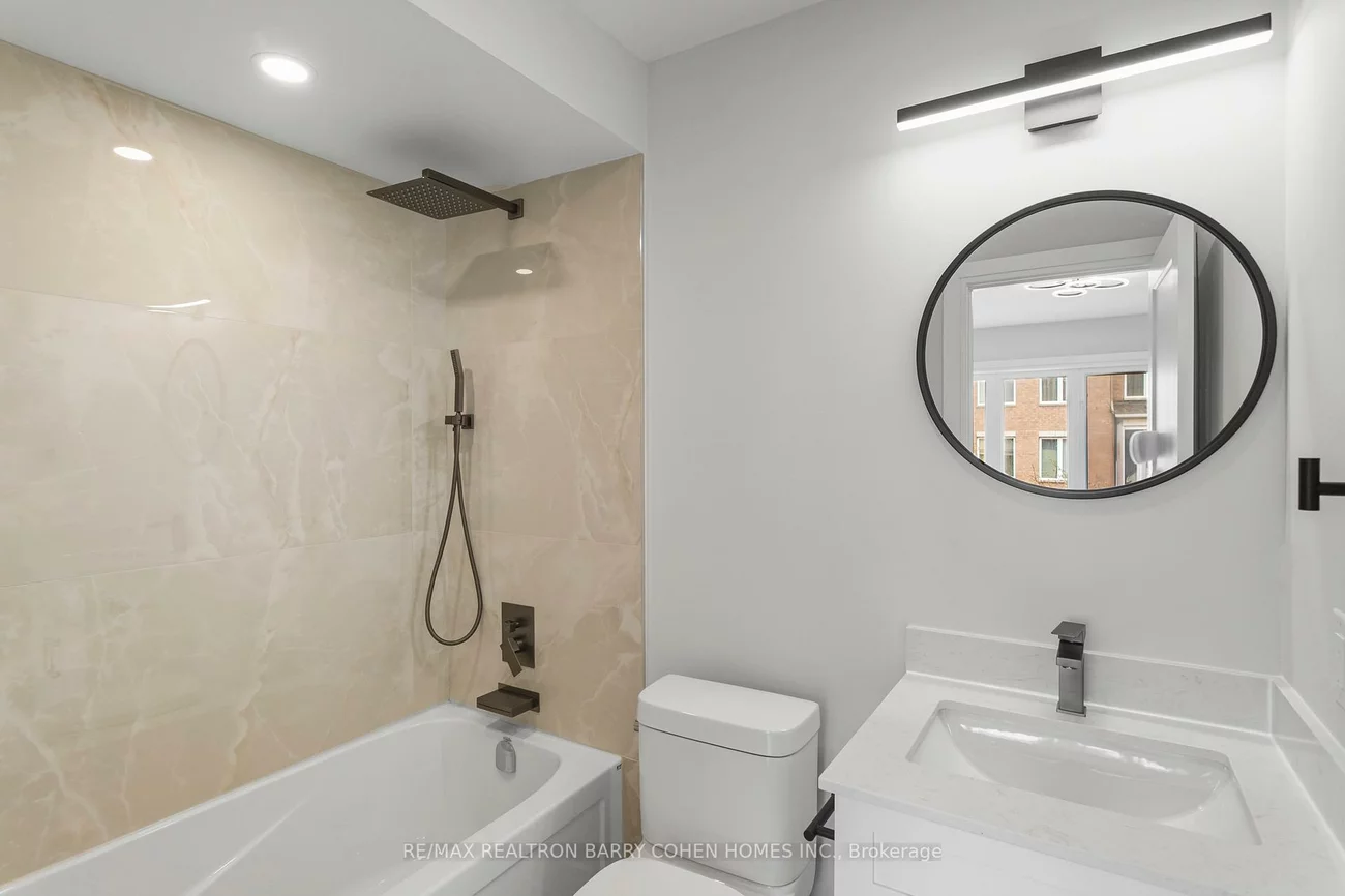 21, Galleria, Commerce Valley, Markham