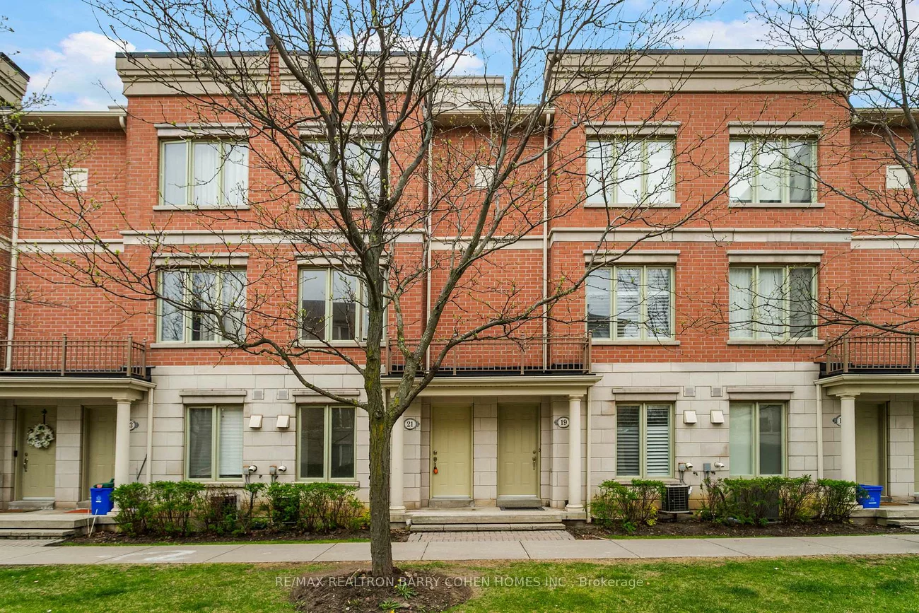 21, Galleria, Commerce Valley, Markham
