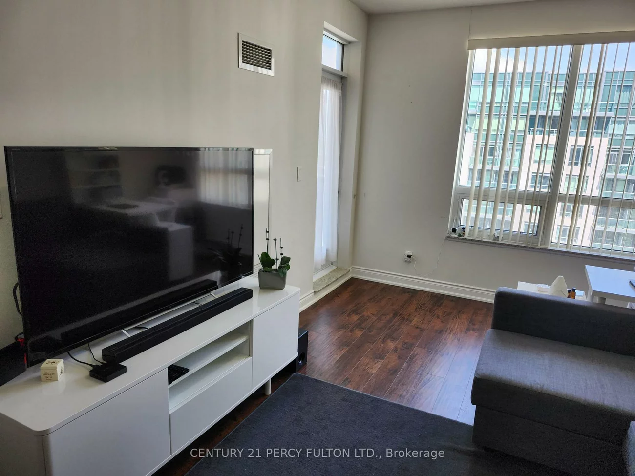 60, South Town Centre, Unionville, Markham