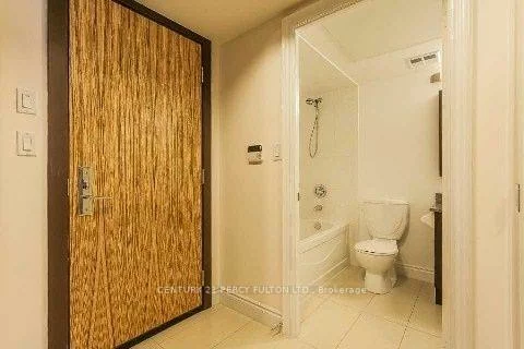 60, South Town Centre, Unionville, Markham