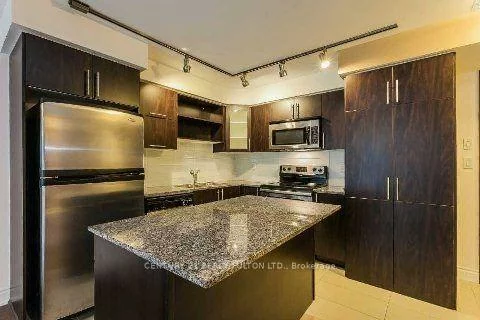 60, South Town Centre, Unionville, Markham