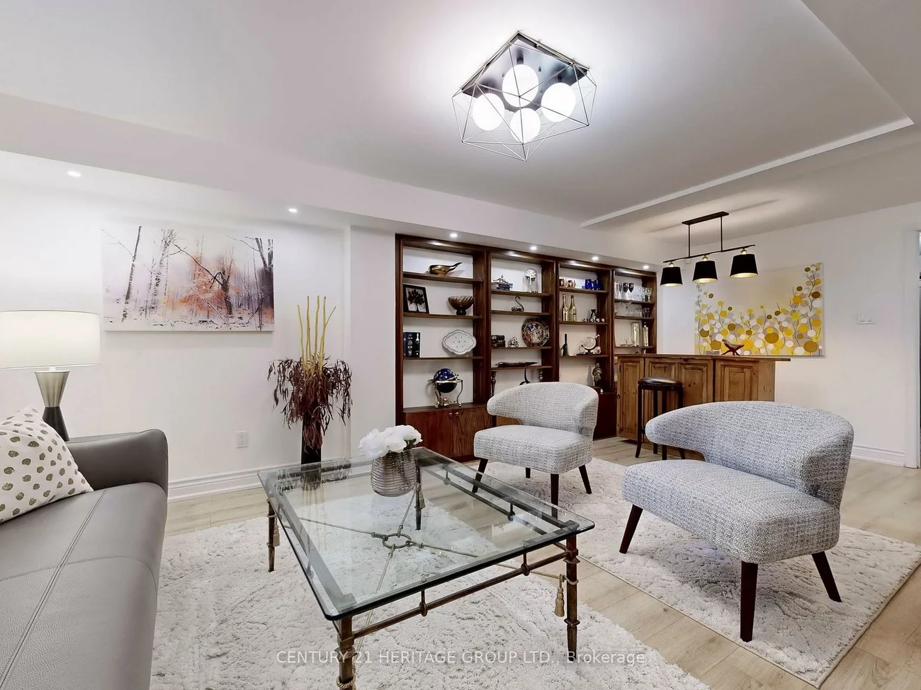 108, Confederation, Thornhill, Markham