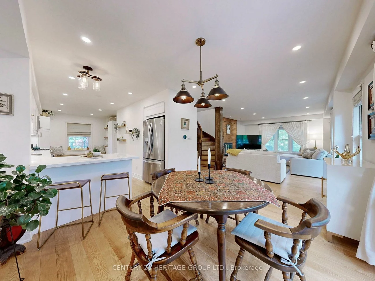 108, Confederation, Thornhill, Markham