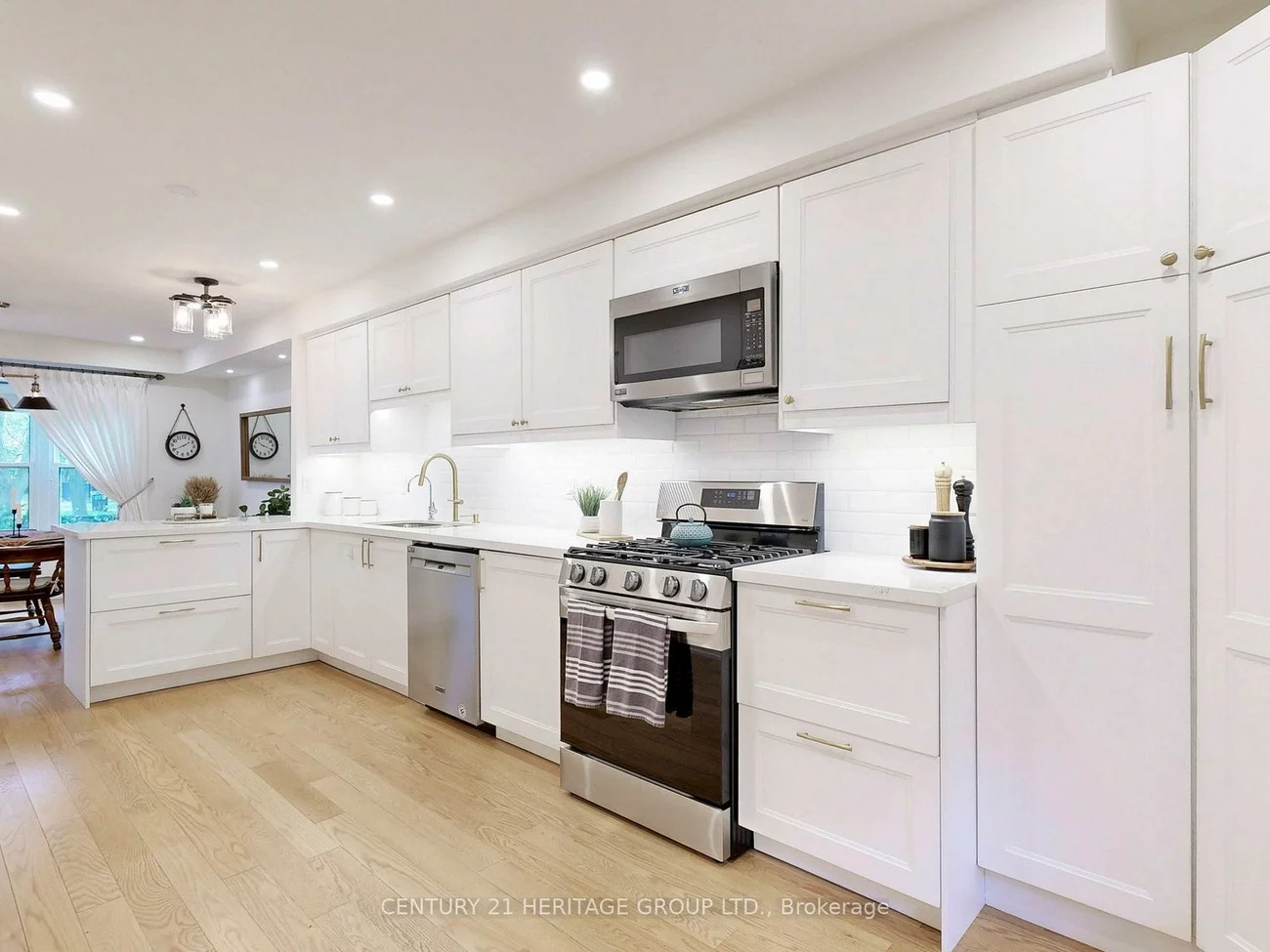108, Confederation, Thornhill, Markham