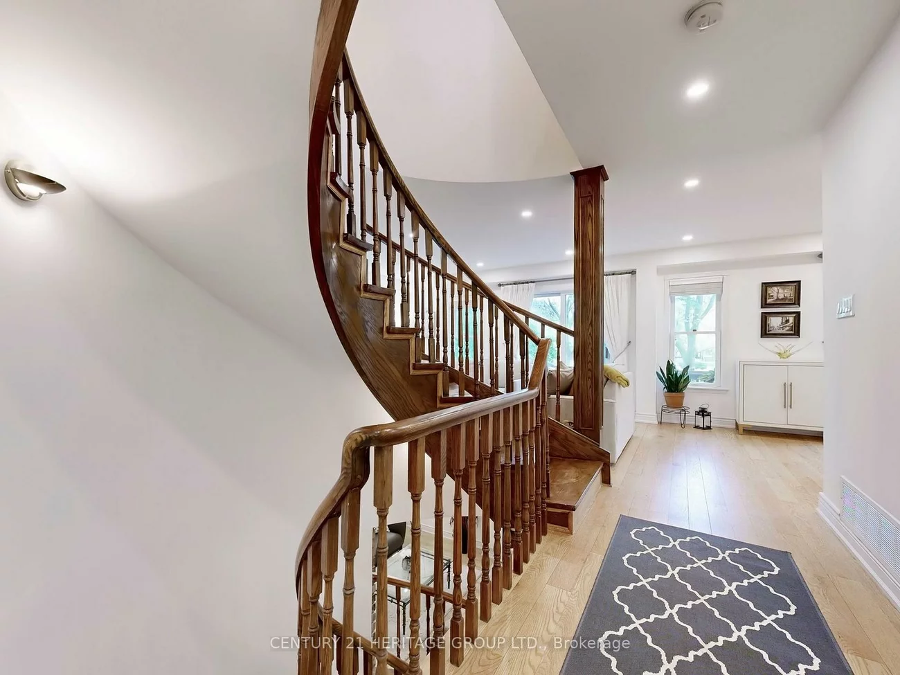 108, Confederation, Thornhill, Markham