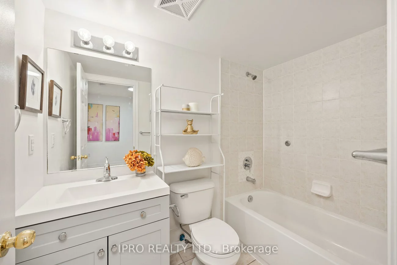 312, John, Aileen-Willowbrook, Markham