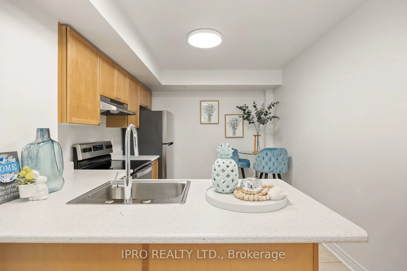 312, John, Aileen-Willowbrook, Markham