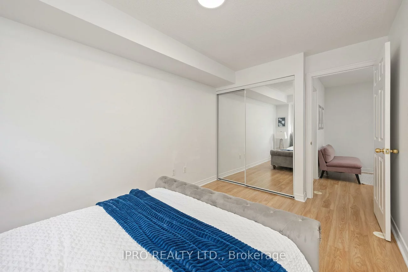 312, John, Aileen-Willowbrook, Markham