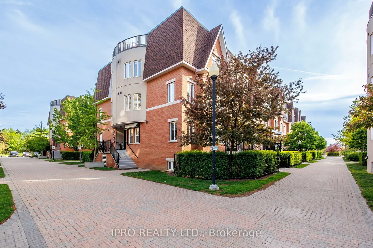 312, John, Aileen-Willowbrook, Markham