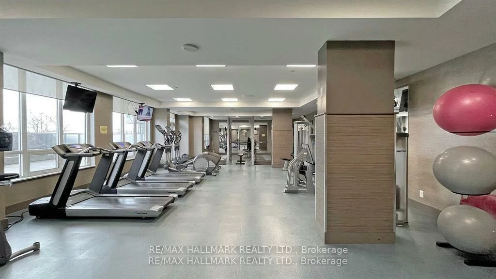 7161, Yonge, Grandview, Markham