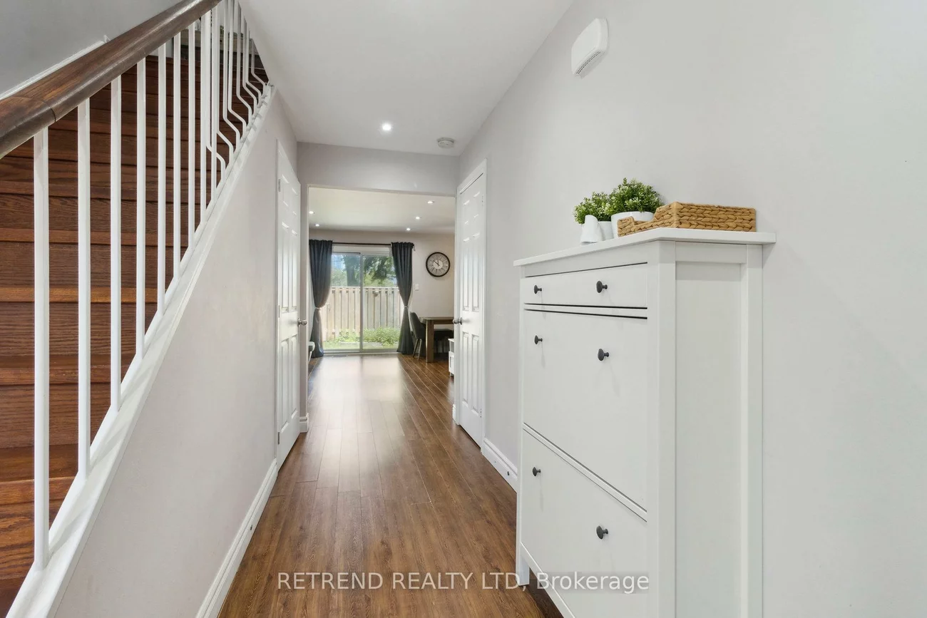 8, Niles, Aileen-Willowbrook, Markham