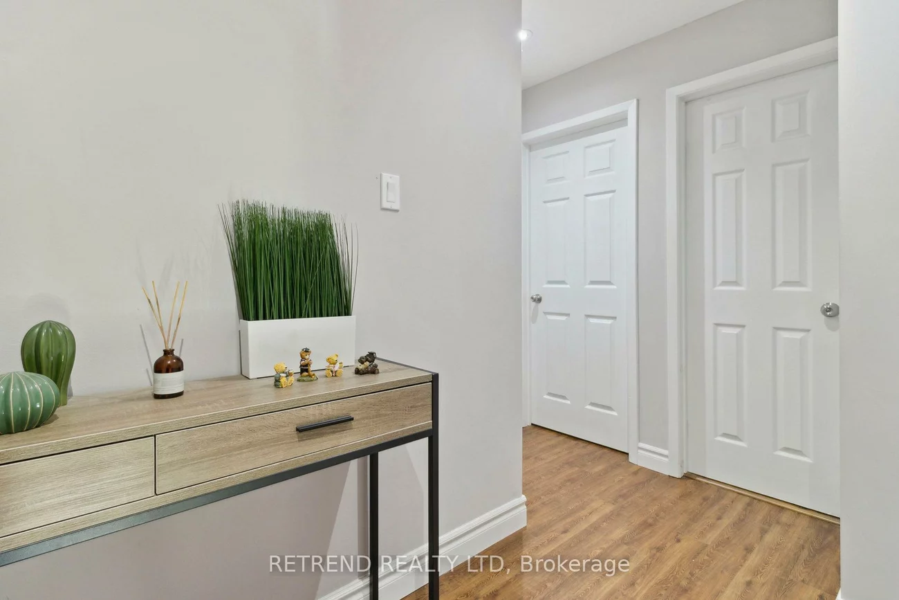 8, Niles, Aileen-Willowbrook, Markham