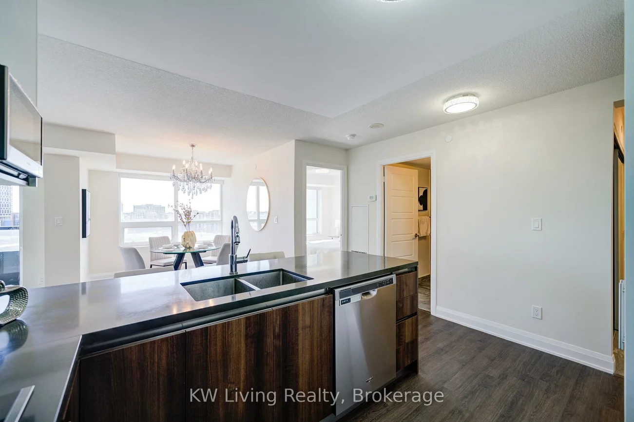 15, Water Walk, Unionville, Markham