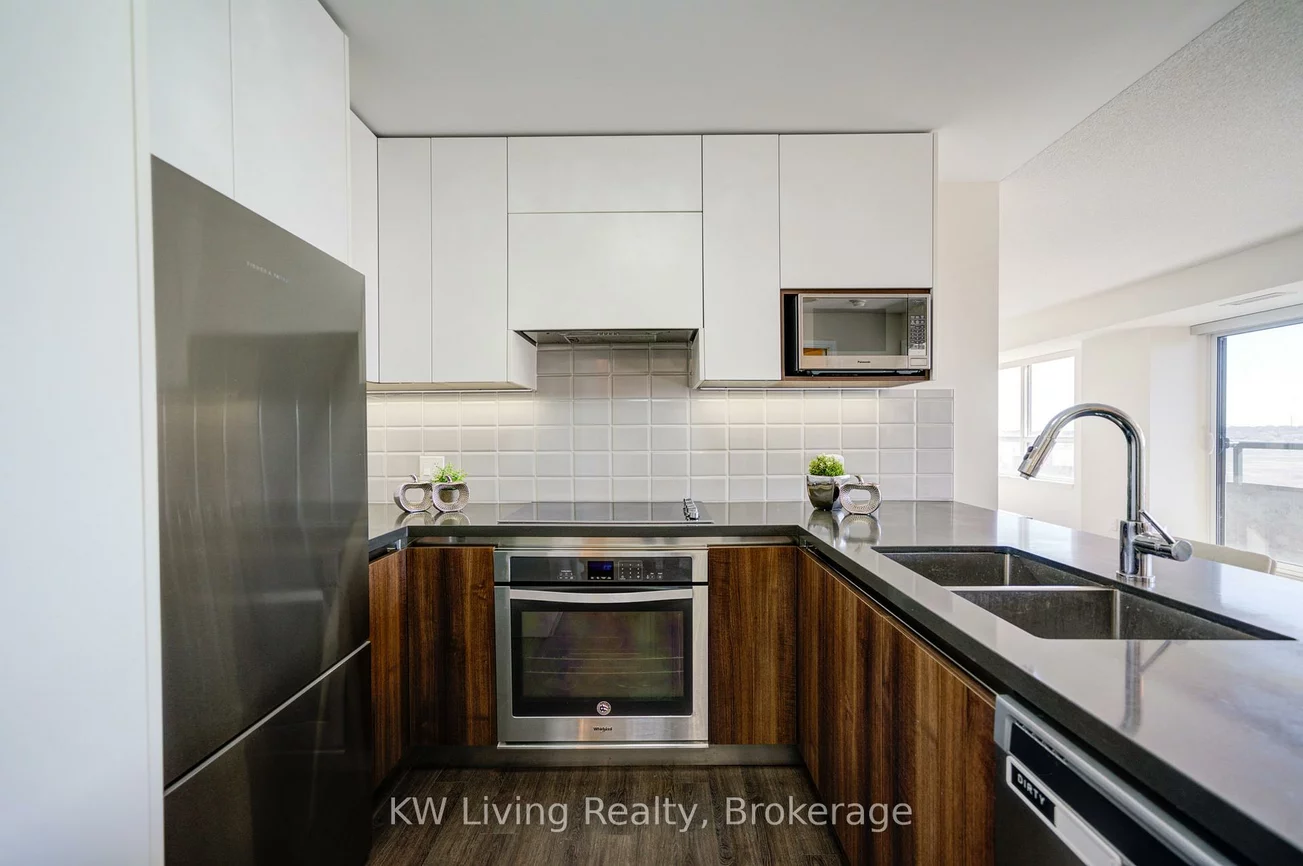 15, Water Walk, Unionville, Markham