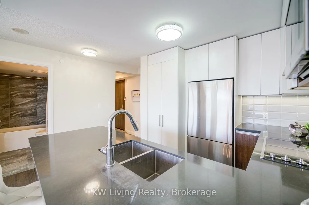 15, Water Walk, Unionville, Markham