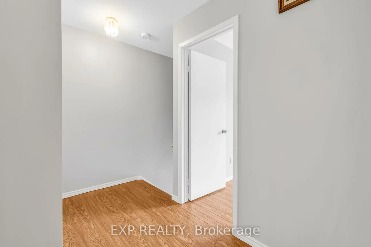 22, Niles, Aileen-Willowbrook, Markham
