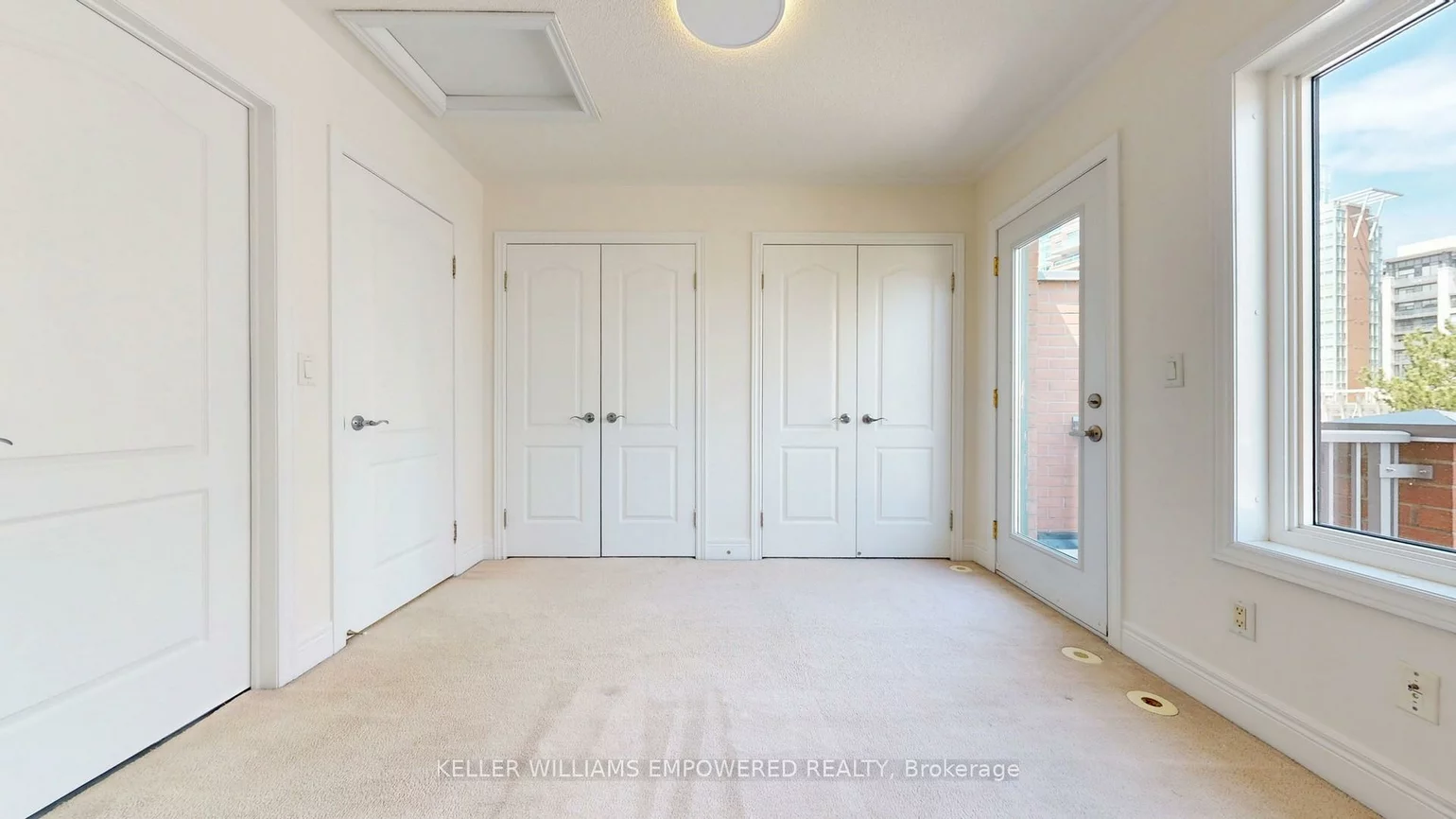 68, Suncrest, Commerce Valley, Markham