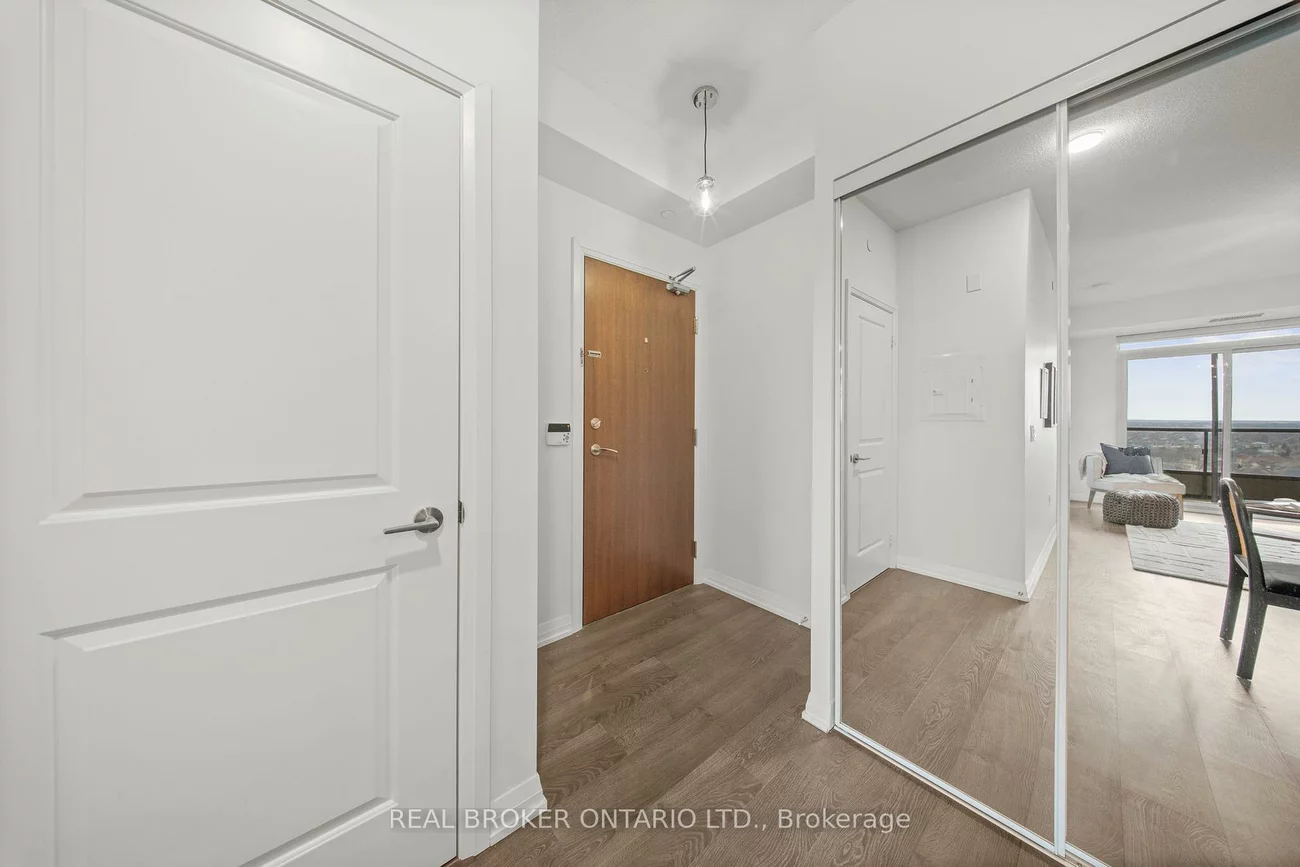9560, Markham, Wismer, Markham