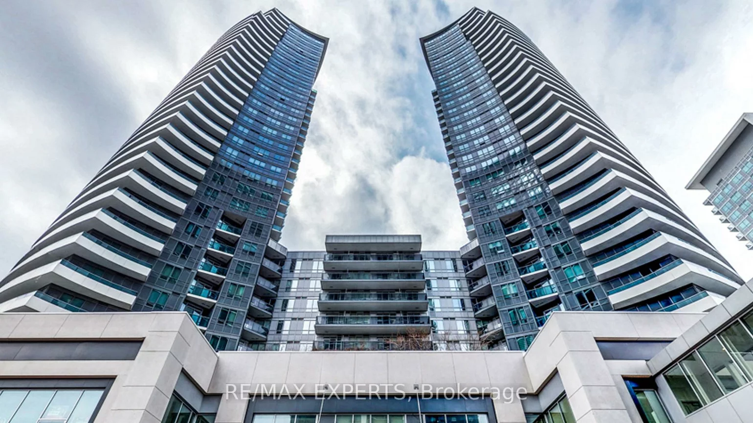 7161, Yonge, Grandview, Markham