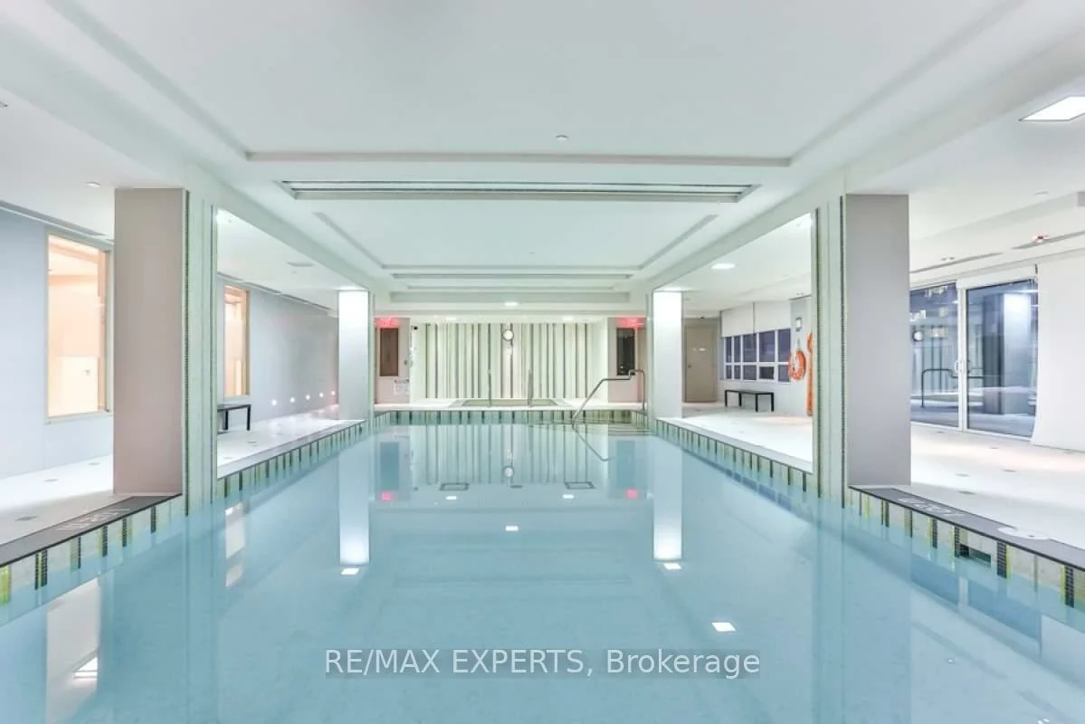 7161, Yonge, Grandview, Markham