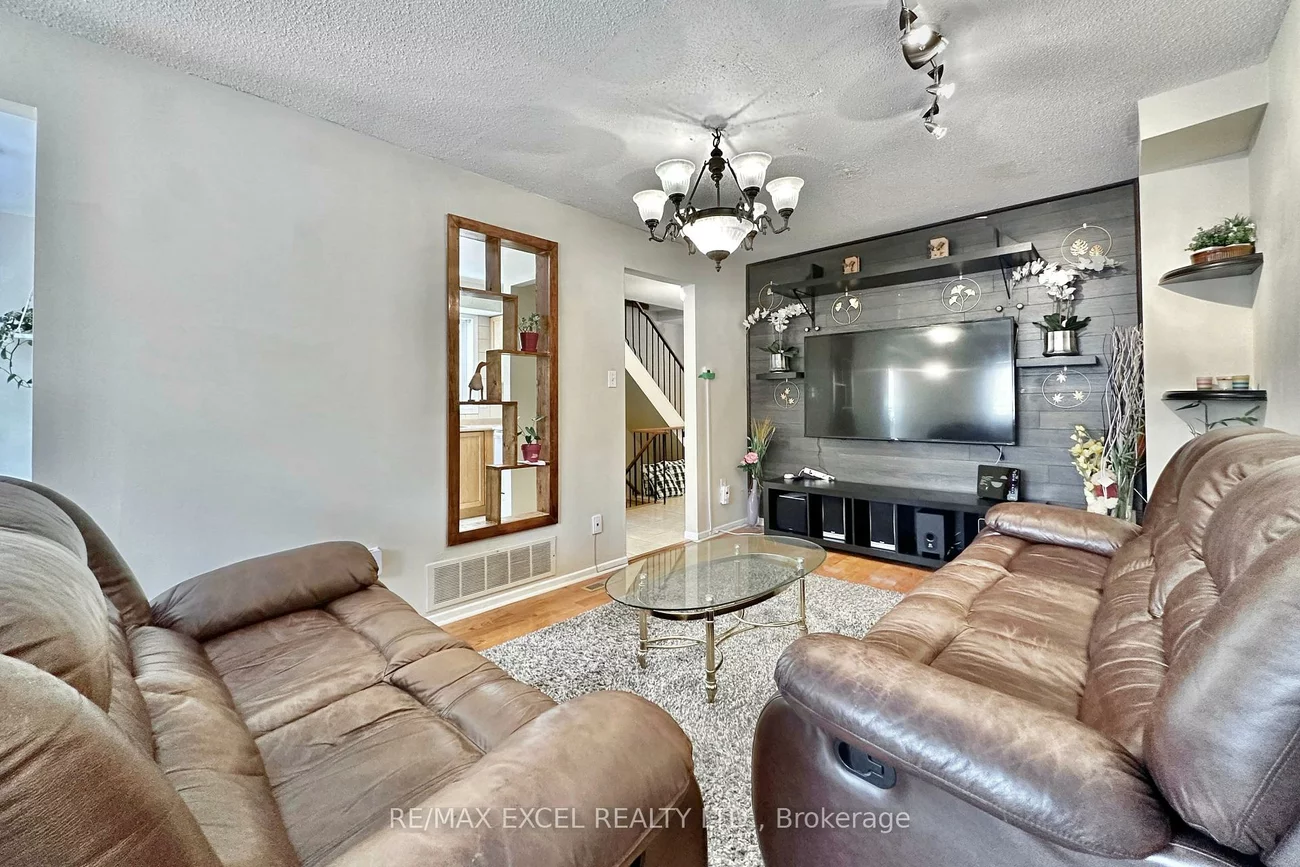 40, New Port, Thornhill, Markham