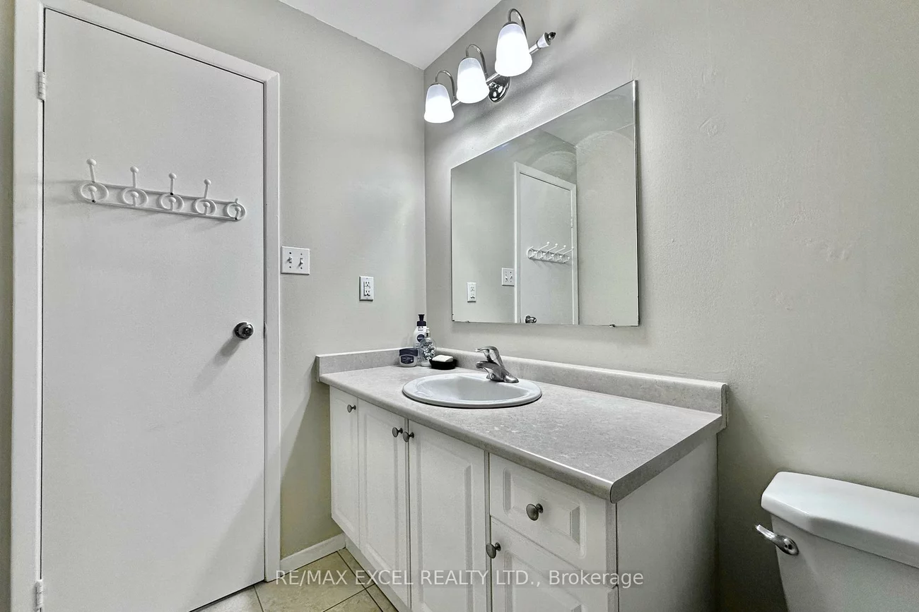 40, New Port, Thornhill, Markham