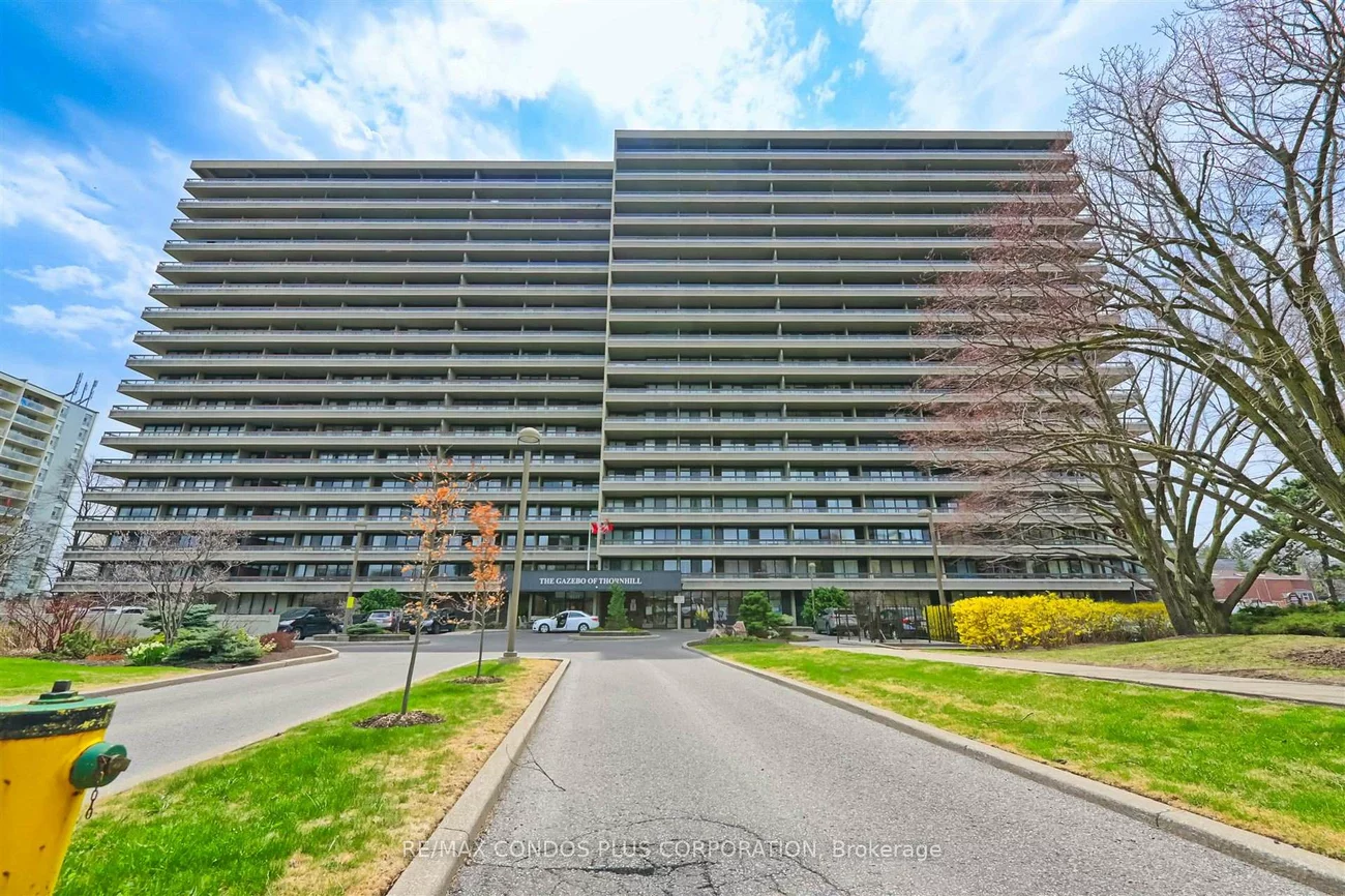 8111, Yonge, Royal Orchard, Markham