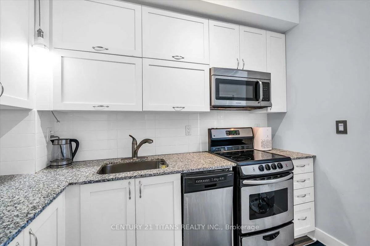 28, Prince Regent, Cathedraltown, Markham