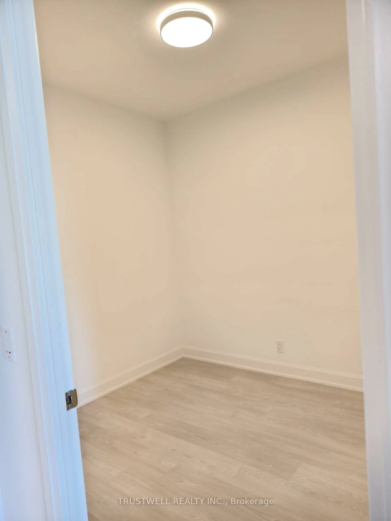 38, Water Walk, Unionville, Markham
