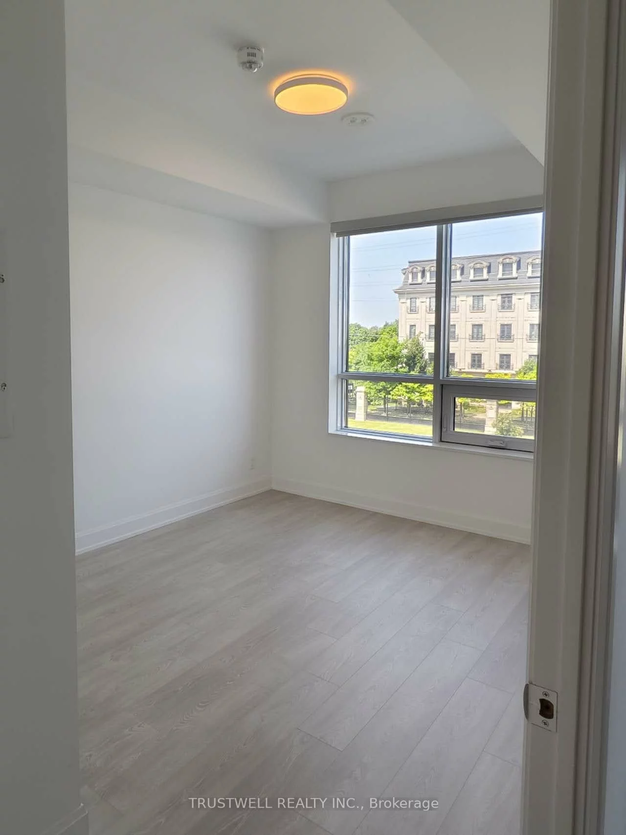 38, Water Walk, Unionville, Markham