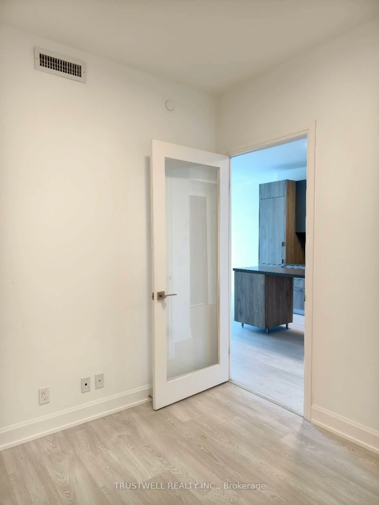 38, Water Walk, Unionville, Markham