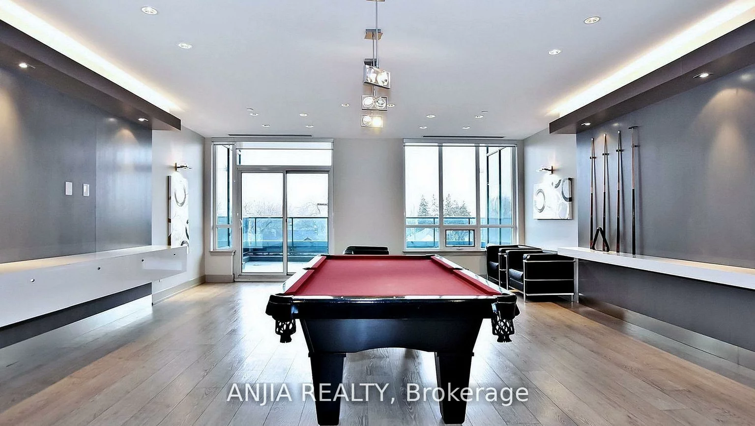 7165, Yonge, Grandview, Markham