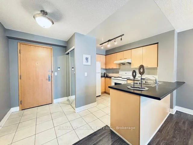 48, Suncrest, Commerce Valley, Markham