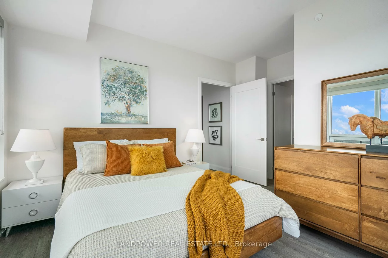 18, Water Walk, Unionville, Markham