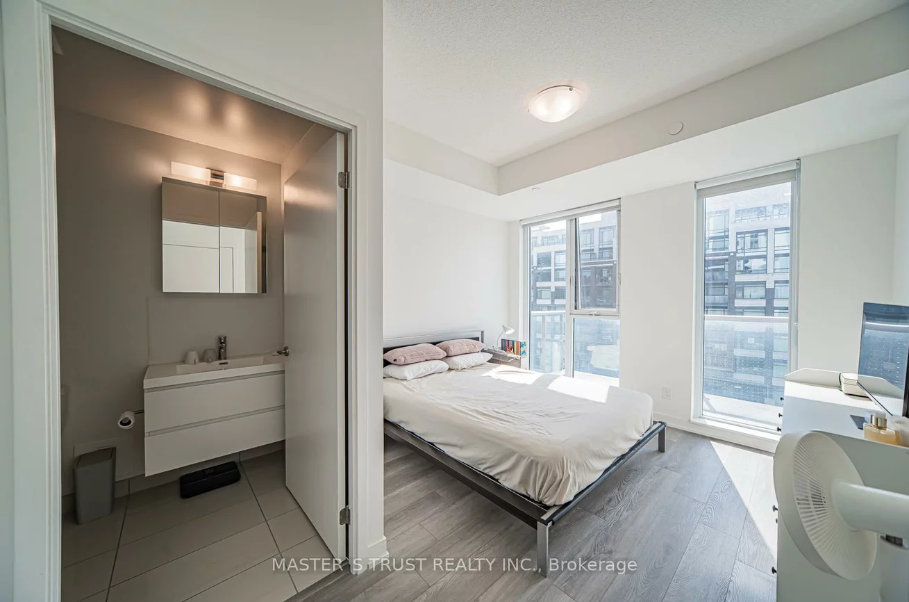 292, Verdale Crossing, Unionville, Markham