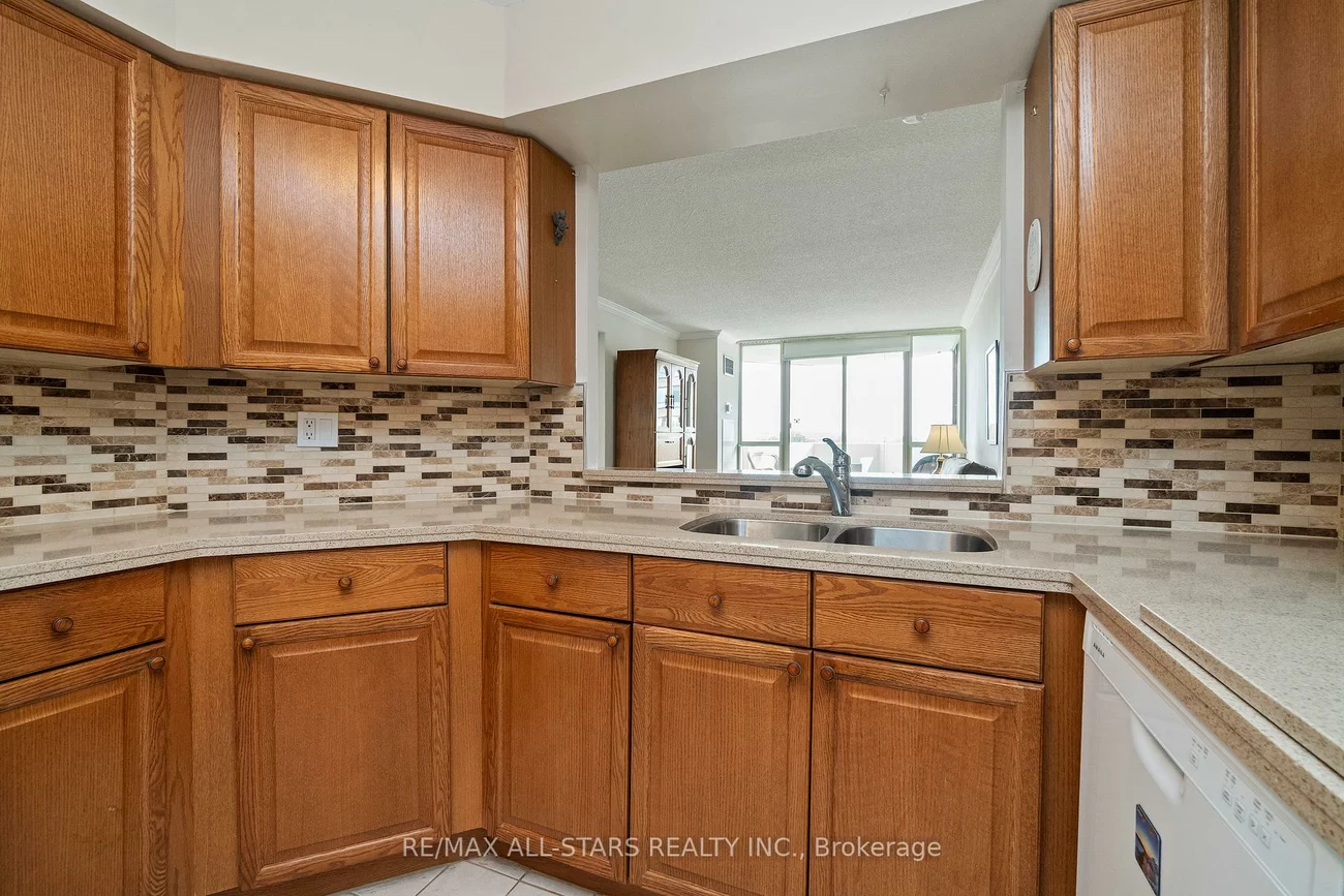 25, Austin, Markville, Markham