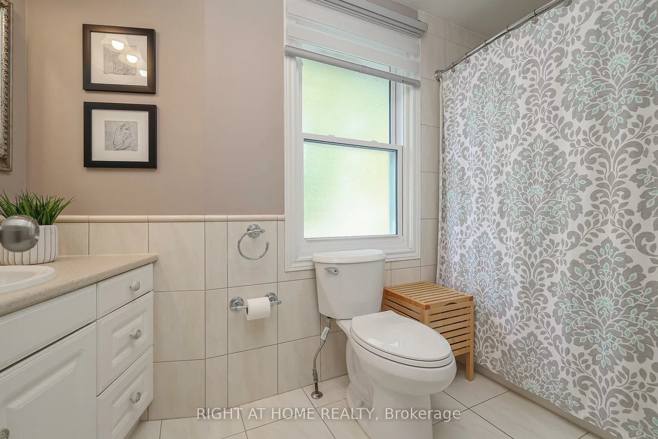 48, Porterfield, Aileen-Willowbrook, Markham