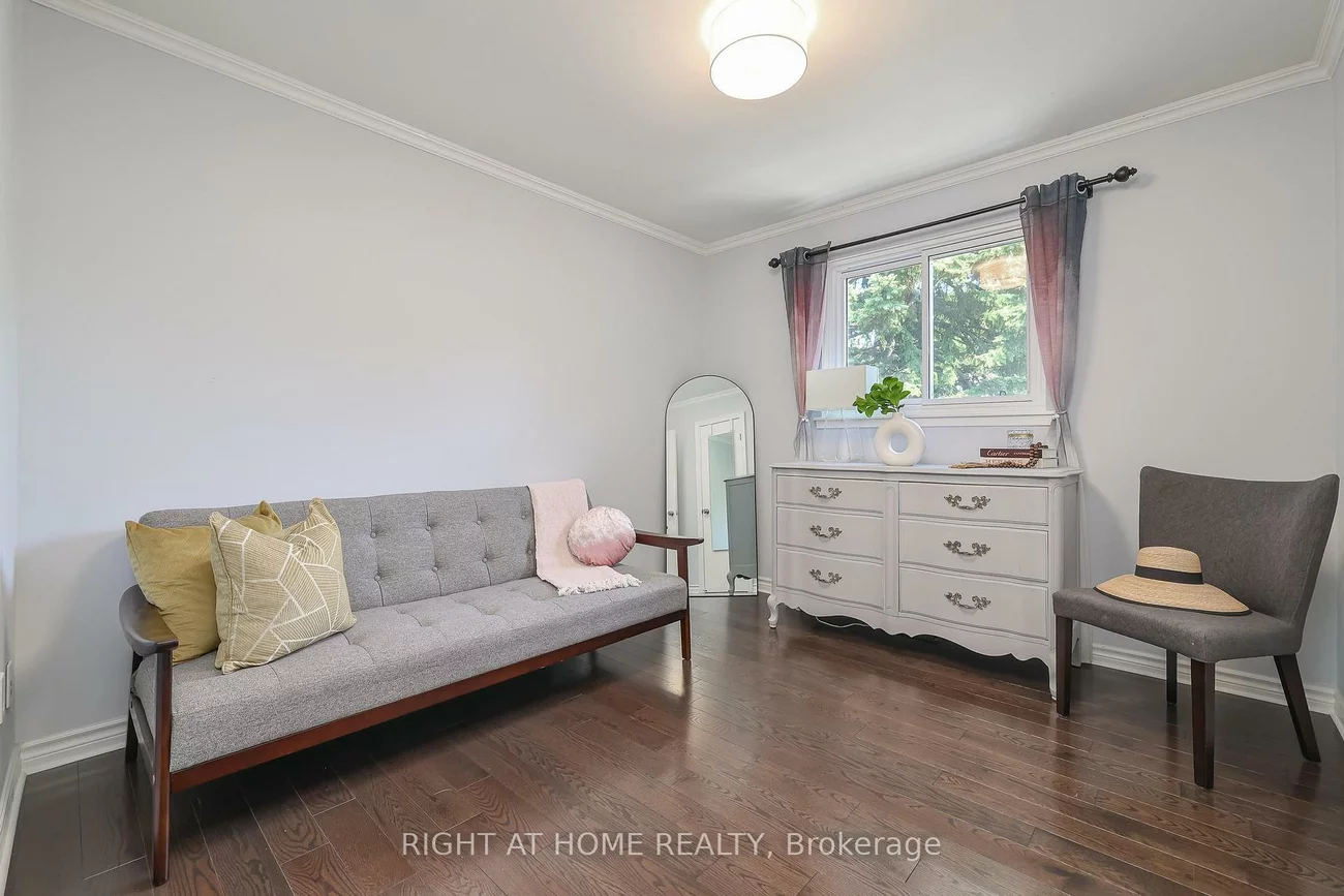 48, Porterfield, Aileen-Willowbrook, Markham